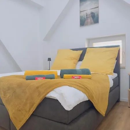 Fuer 3 Personen/netflix/parking/wlan/stilvoll Appartement