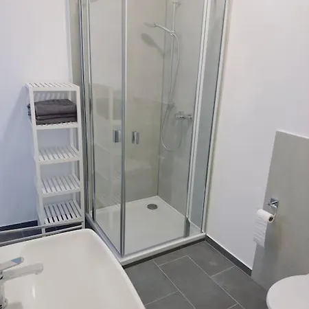 Appartement Fuer 3 Personen/netflix/parking/wlan/stilvoll Pottmes
